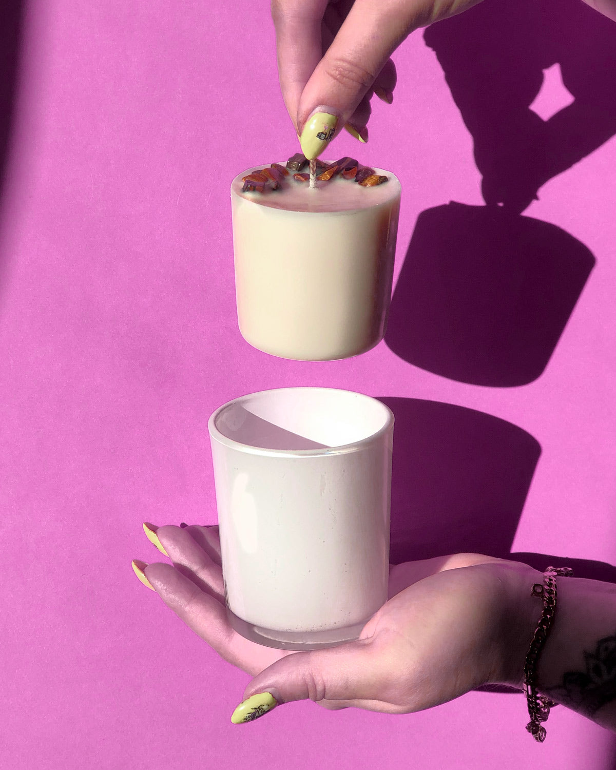 Candle image 1