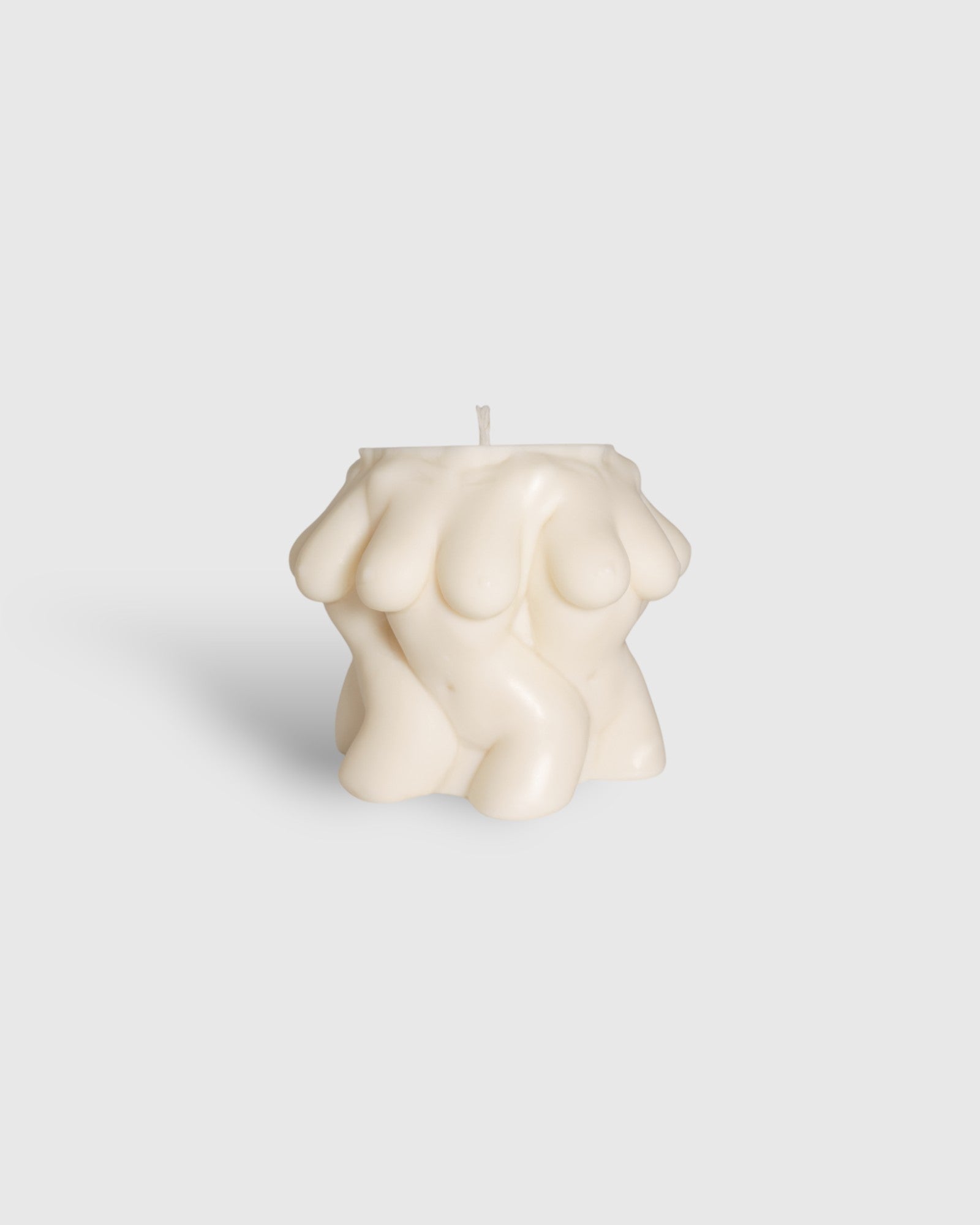 Dancing Queens Sculpture Candle, 1.2 kg