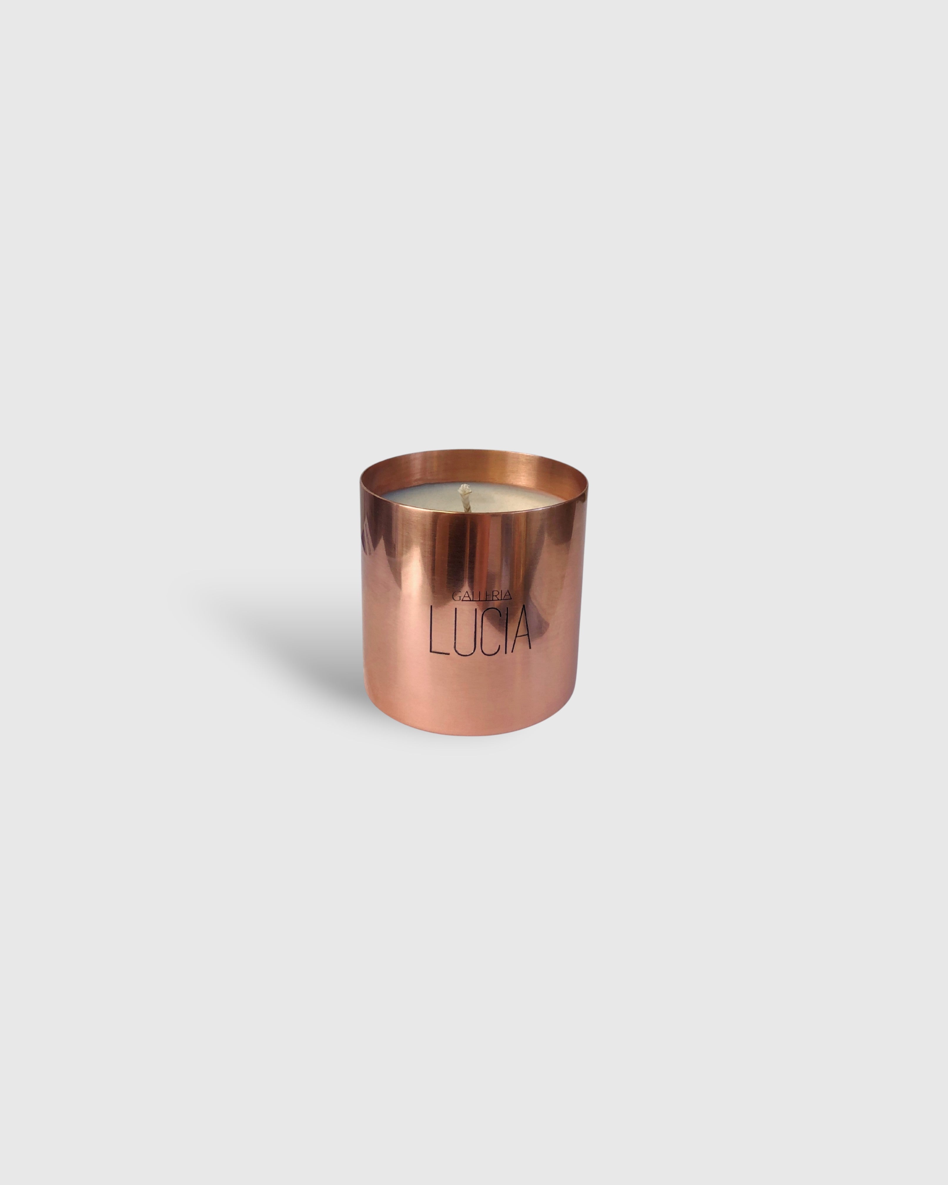 Copper candle handmade from soy wax