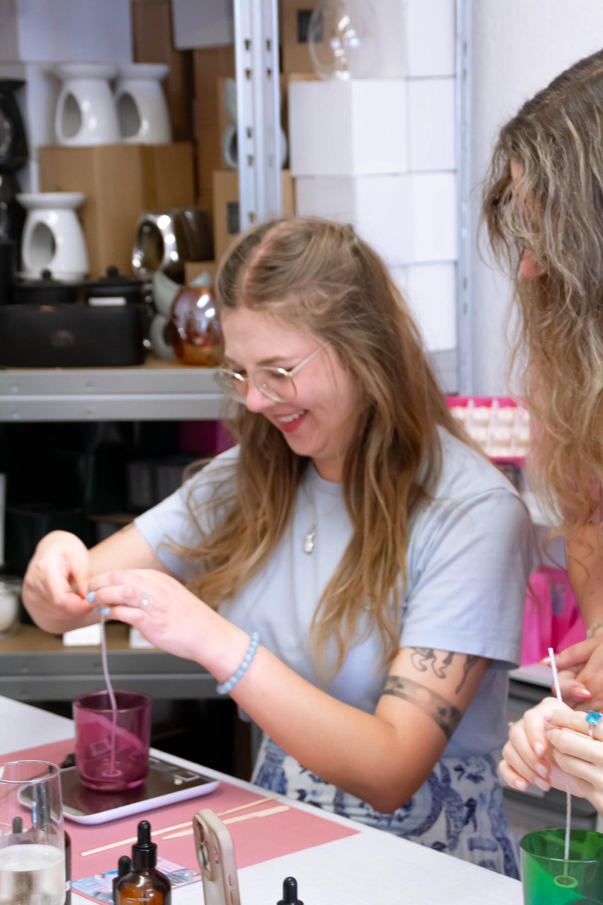 Design your own scented candle with crystals, Workshop in Berlin